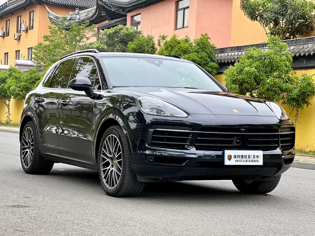 Porsche Cayenne 2021