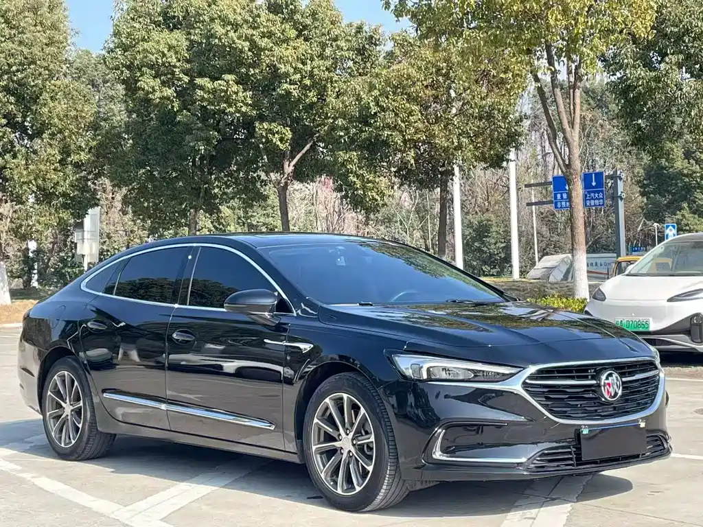 Buick LaCrosse 2023