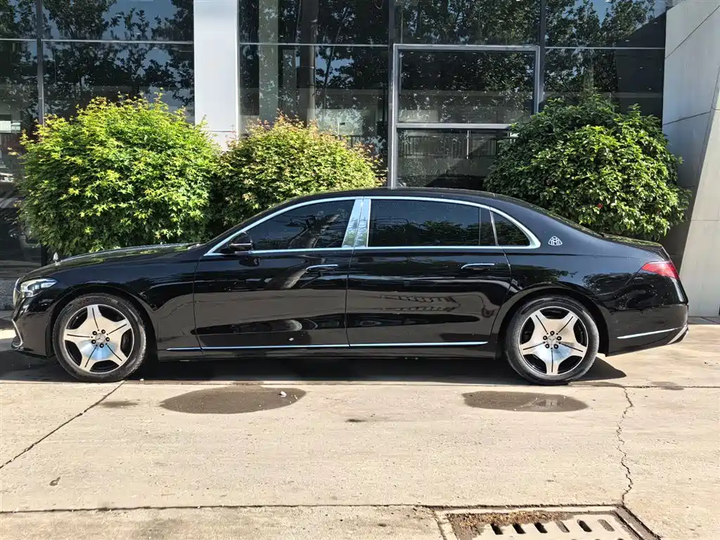 Mercedes-Benz Maybach S-Класс 2021