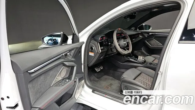Audi RS3 2024