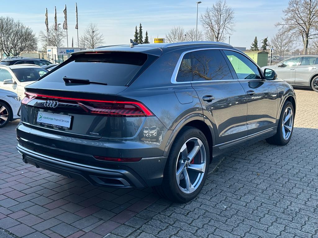 Audi Q8 2022
