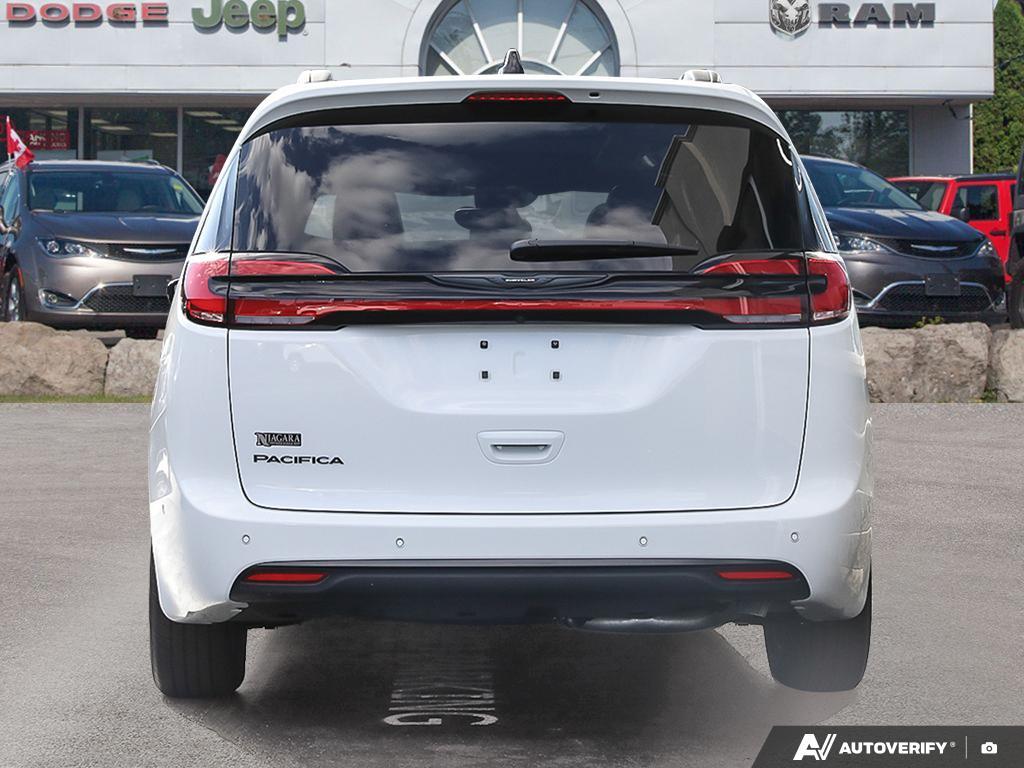 Chrysler Pacifica 2025