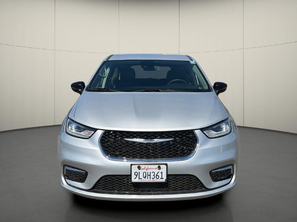 Chrysler Pacifica 2024