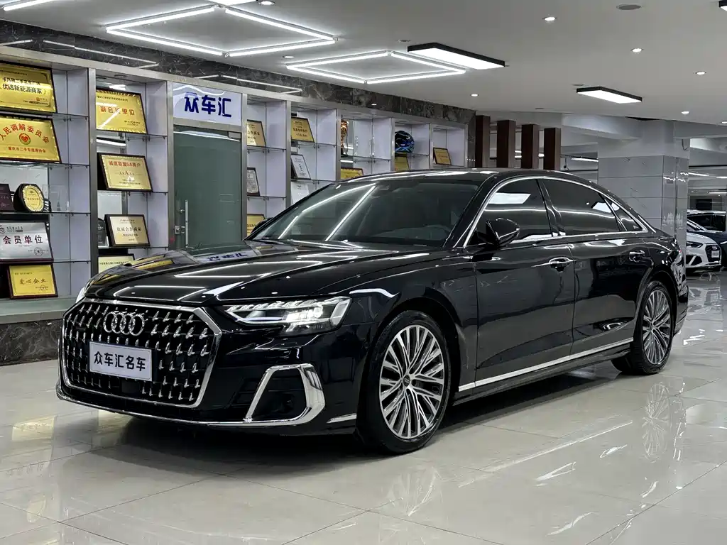 Audi A8 2024