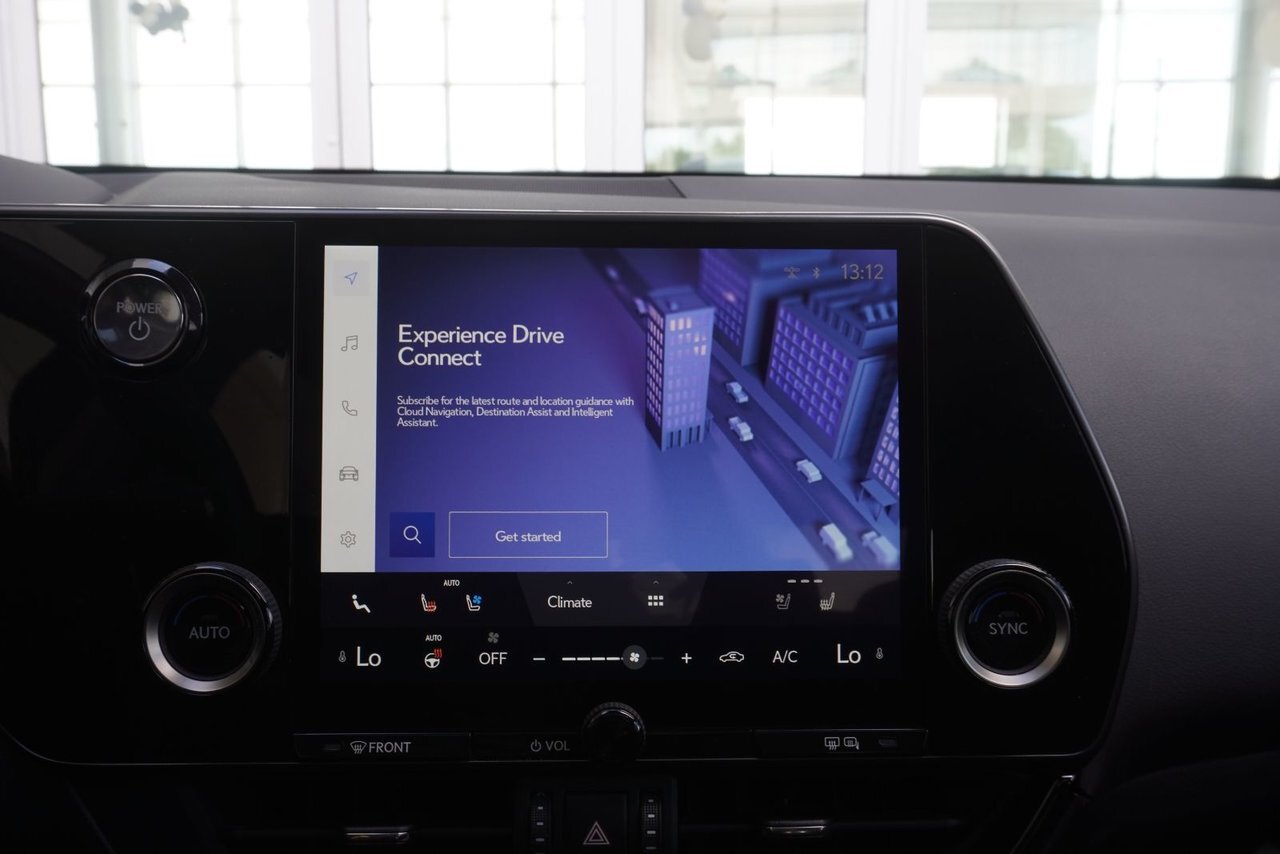 Lexus NX 2025