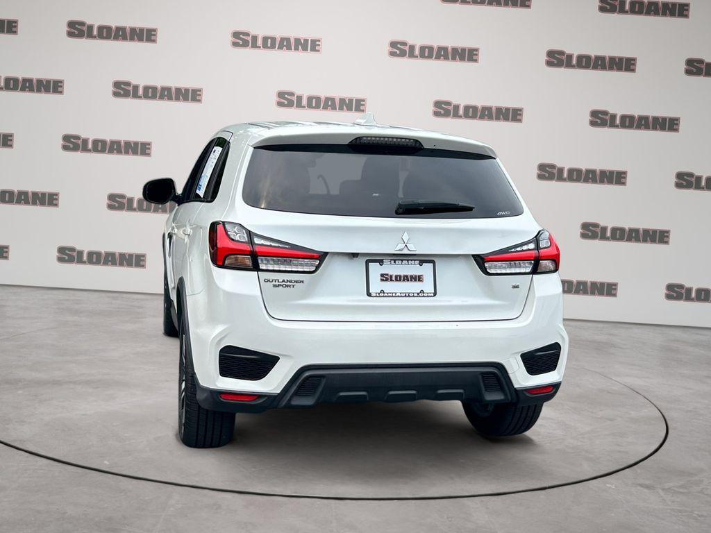 Mitsubishi Outlander Sport 2021