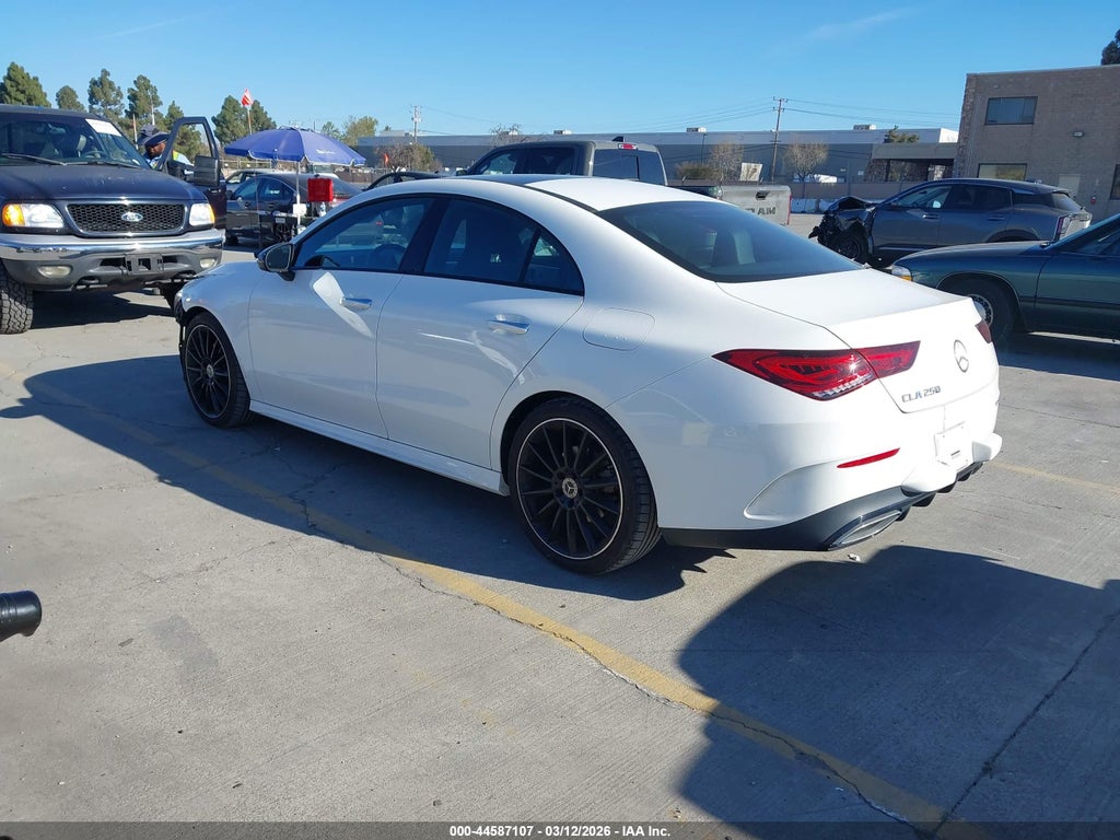 Mercedes-Benz CLA 2022