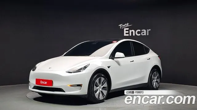 Tesla Model Y 2021
