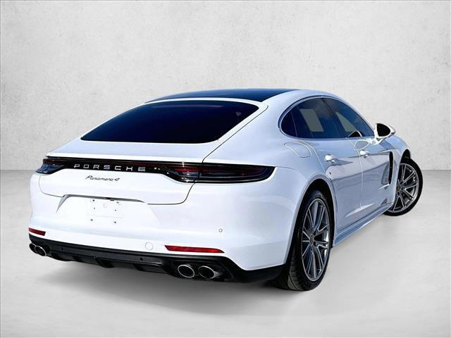 Porsche Panamera 2023