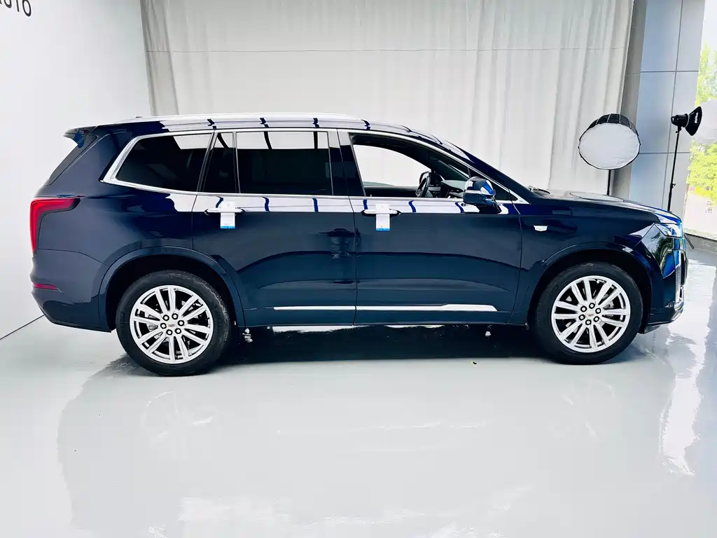 Cadillac XT6 2021