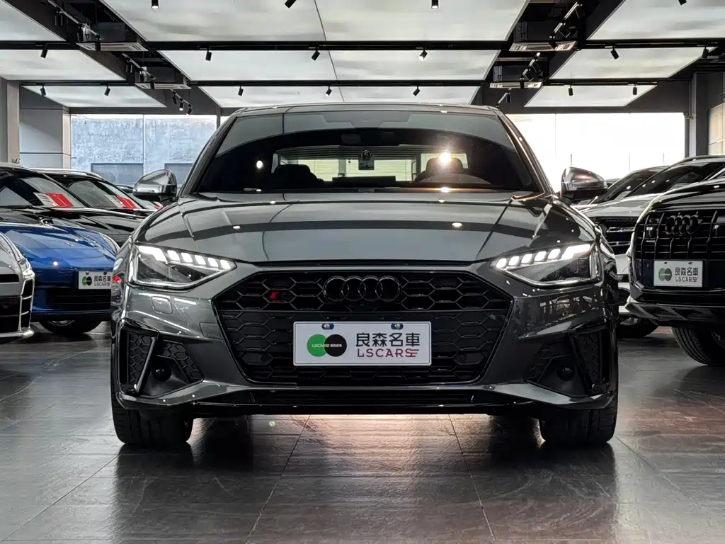 Audi S4 2024