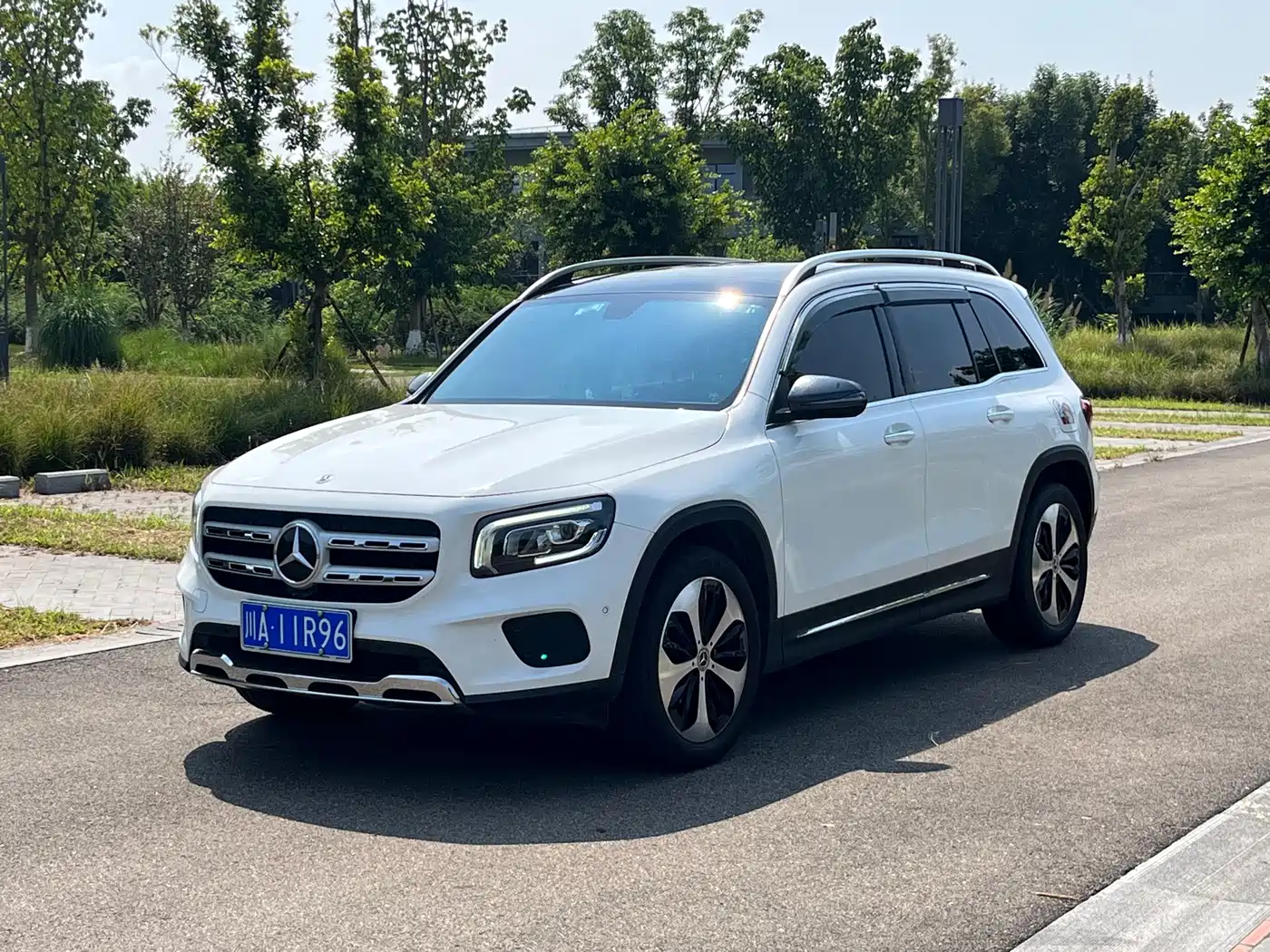 Mercedes-Benz GLB 2022