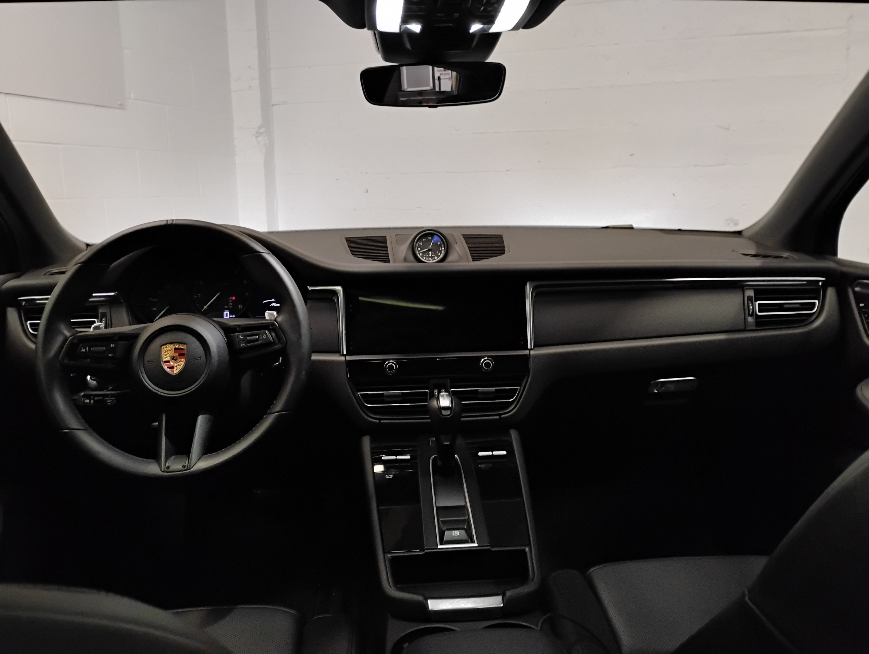 Porsche Macan 2025