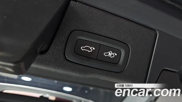 Volvo XC60 2022