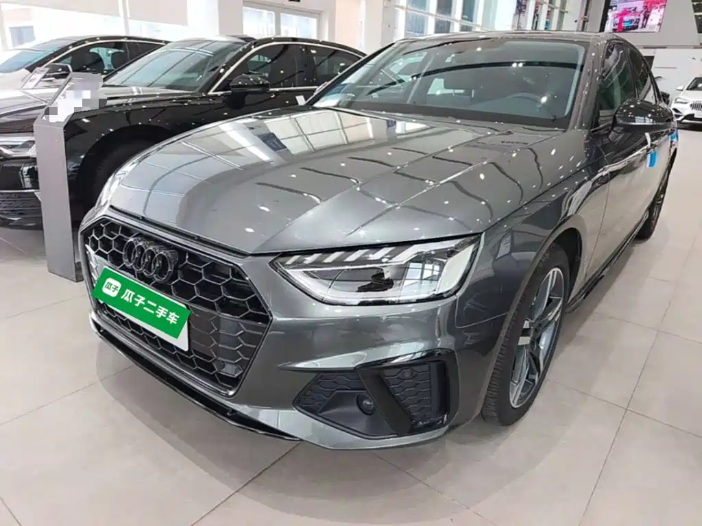 Audi A4 2023