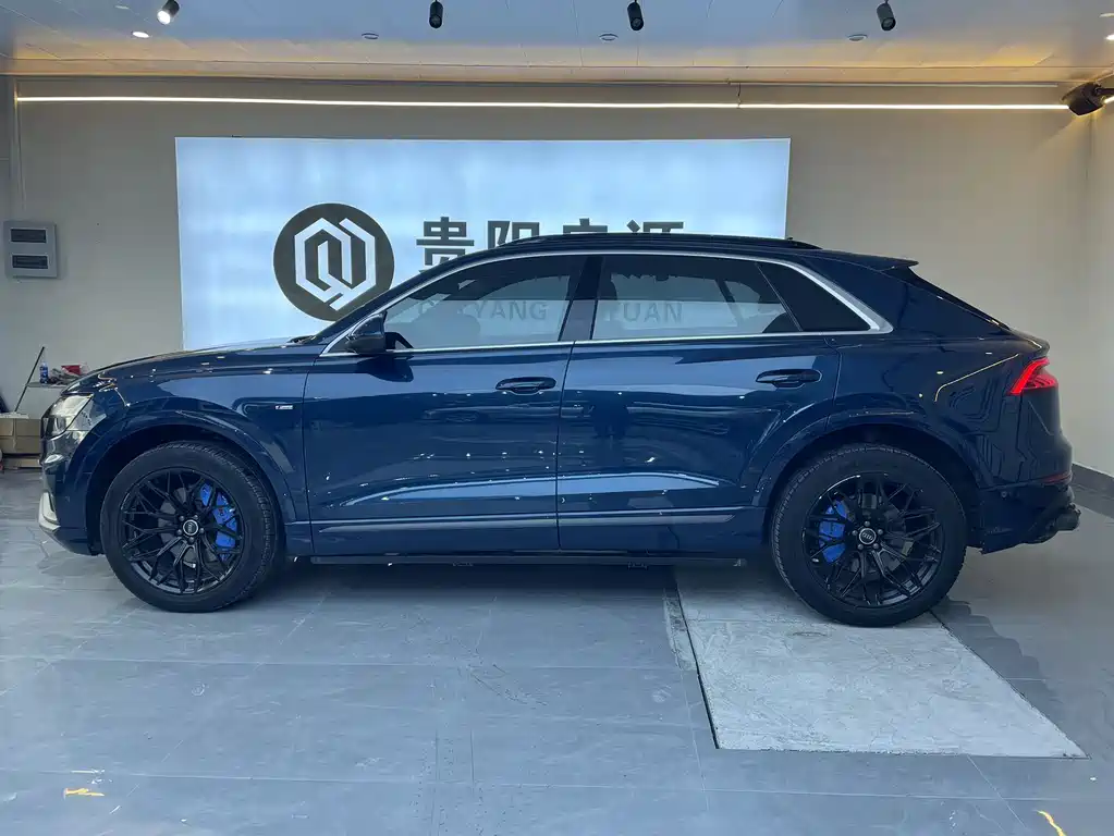Audi Q8 2022