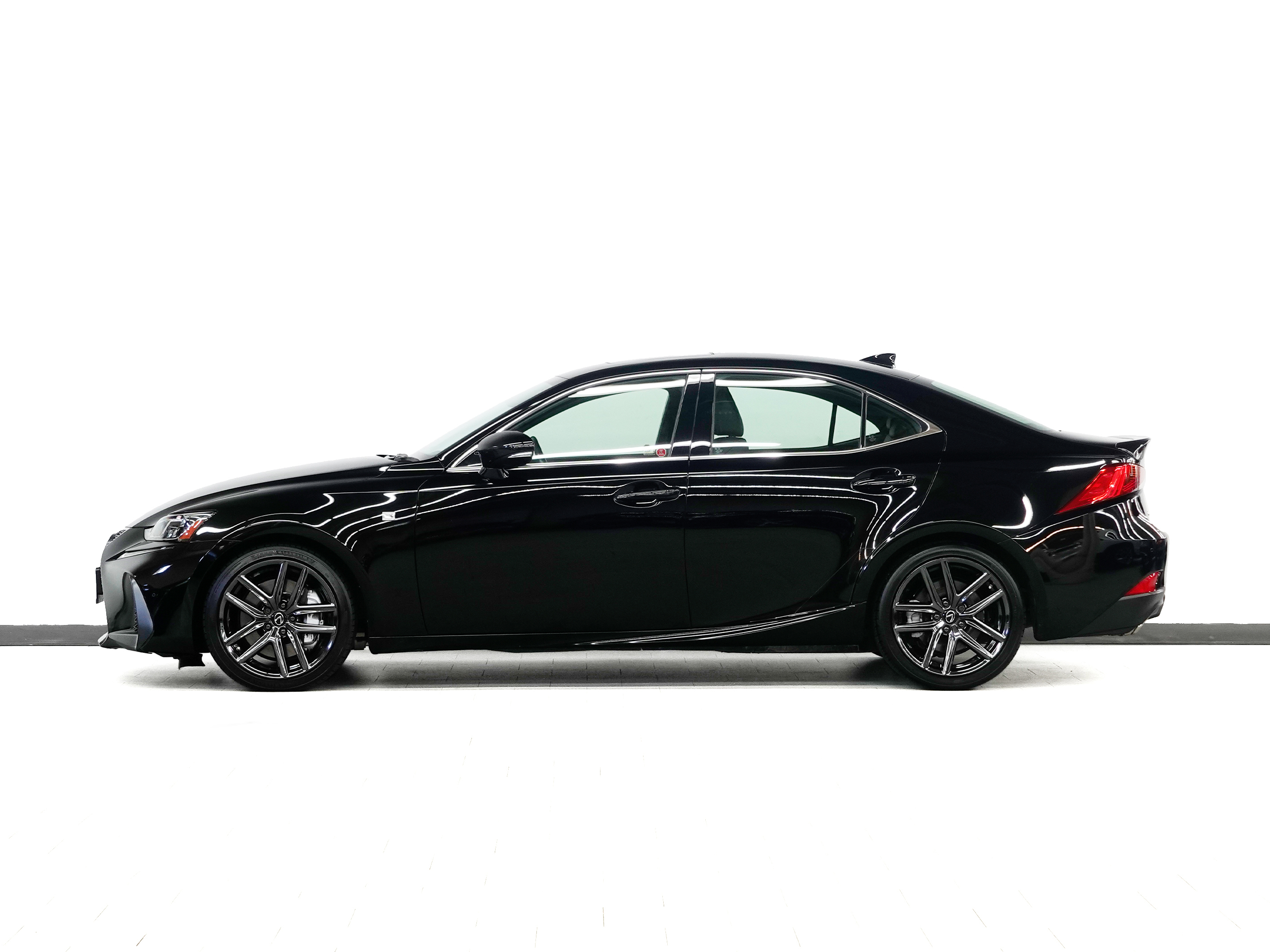 Lexus IS 2020