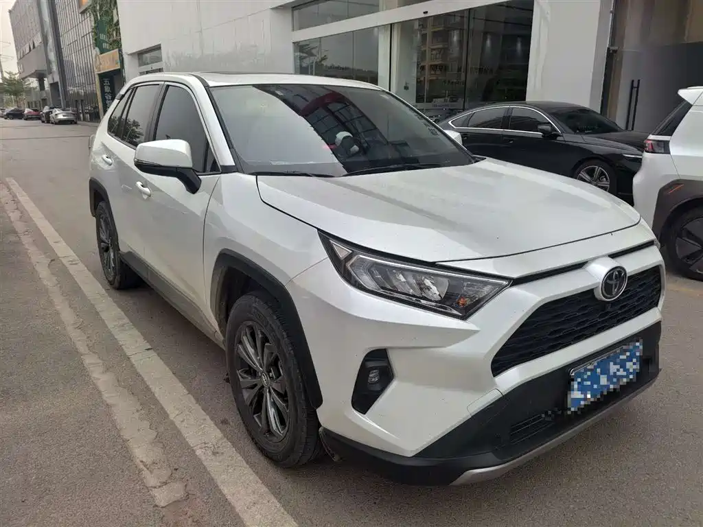 Toyota RAV4 2023