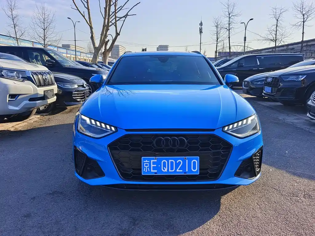 Audi A4 2022