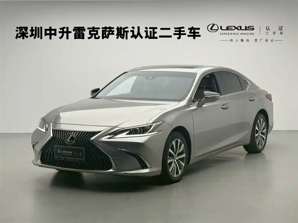 Lexus ES 2021