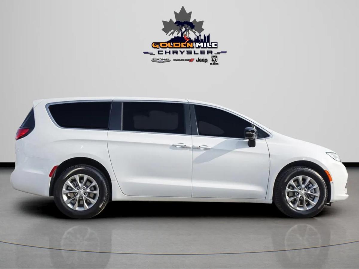 Chrysler Pacifica 2026