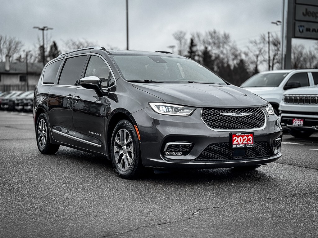 Chrysler Pacifica 2023