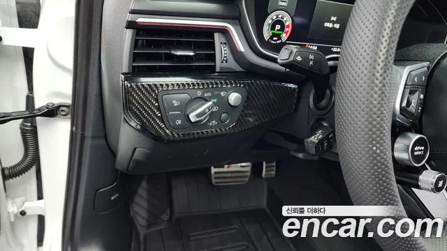 Audi A4 2021