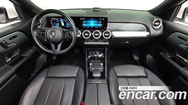 Mercedes-Benz GLB 2021