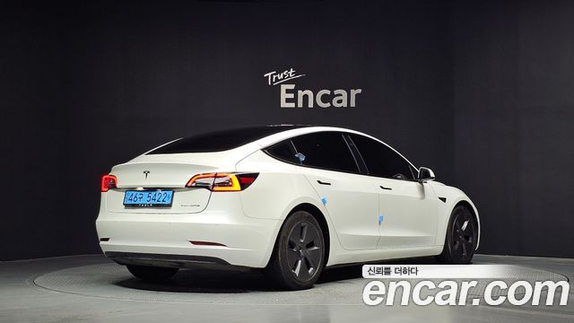 Tesla Model 3 2022
