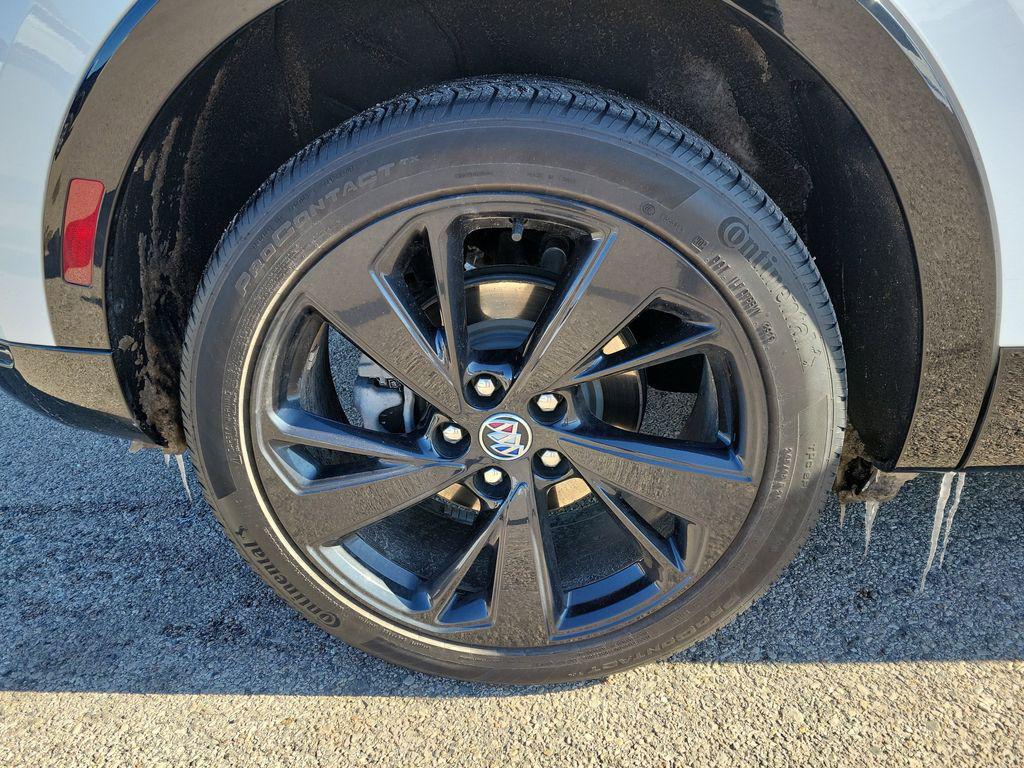 Buick Envision 2023