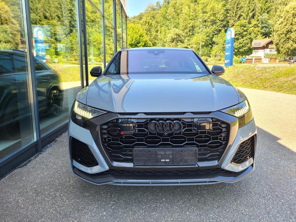 Audi RSQ8 2023