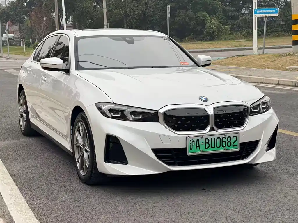 BMW i3 2023