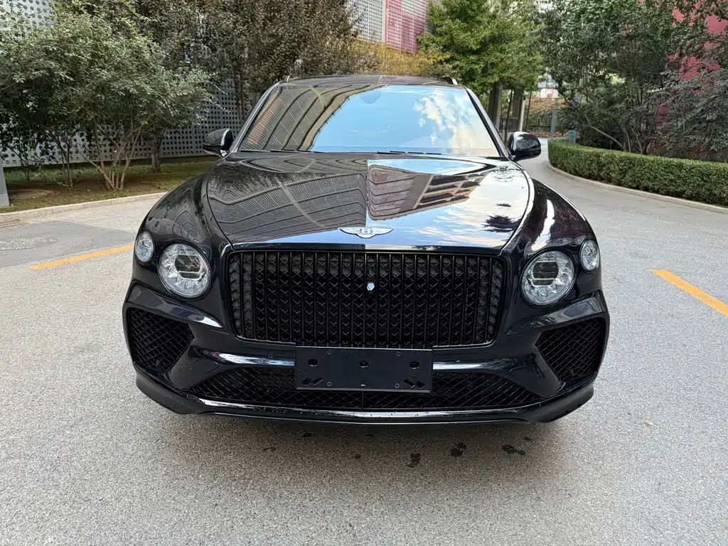 Bentley Bentayga 2023