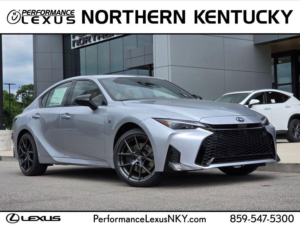 Lexus IS 2026