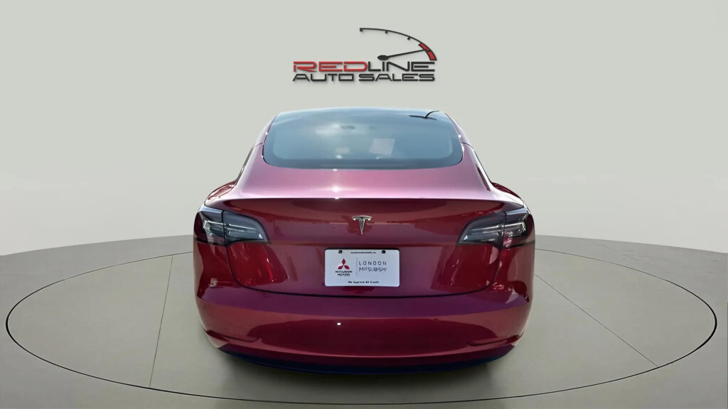 Tesla Model 3 2021