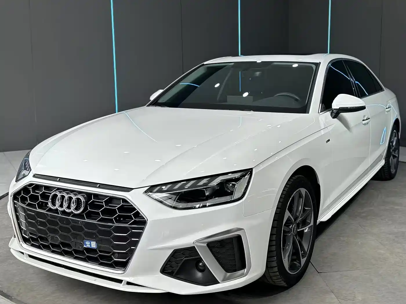 Audi A4 2023