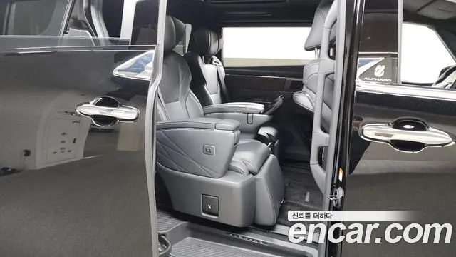Toyota Alphard 2024