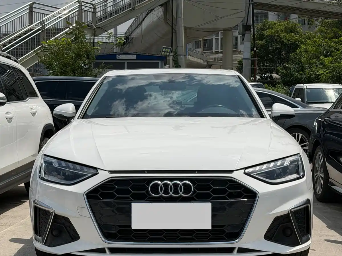 Audi A4 2022