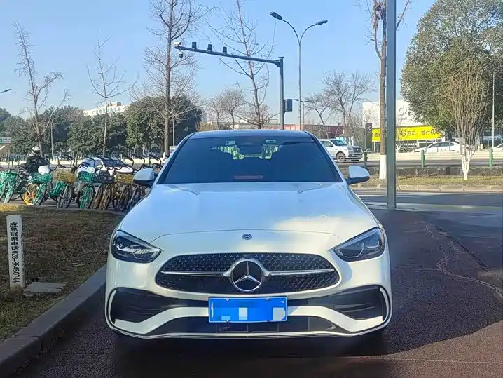Mercedes-Benz C-Класс 2023