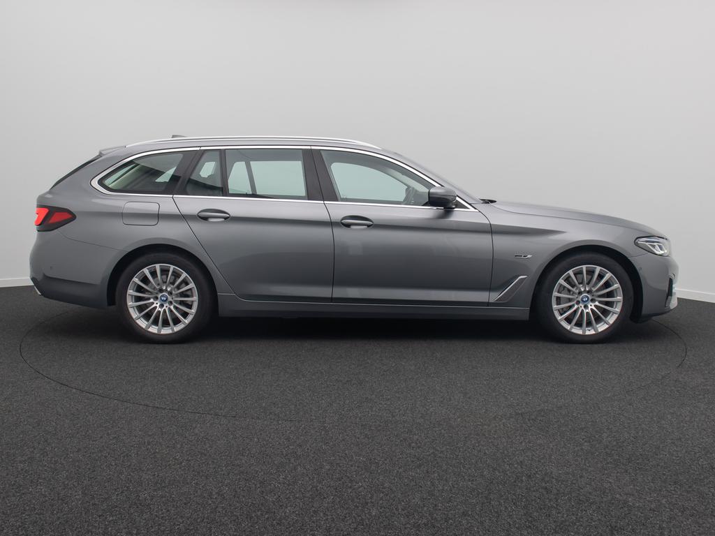 BMW 530 2022