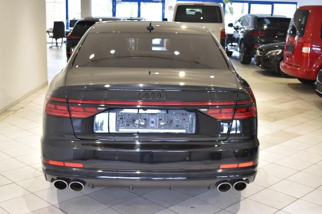 Audi S8 2021