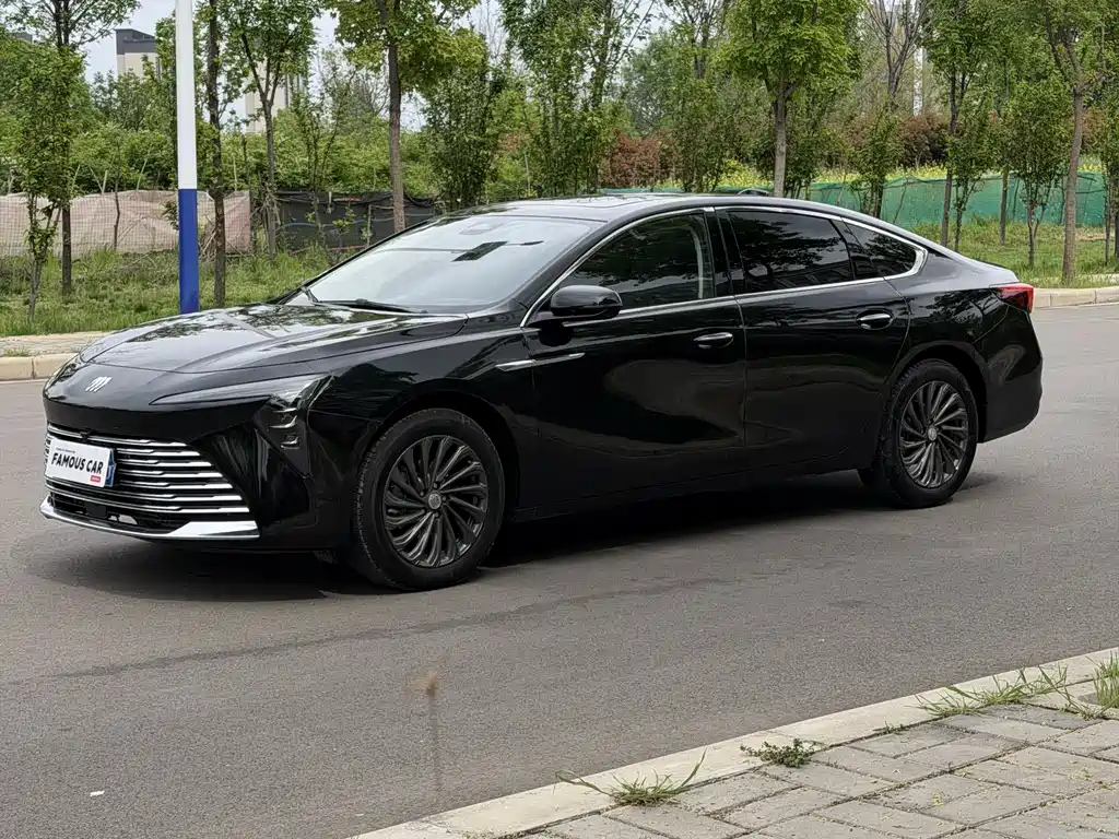 Buick LaCrosse 2024