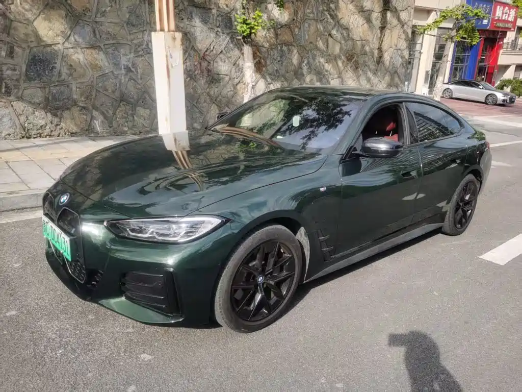 BMW i4 2023