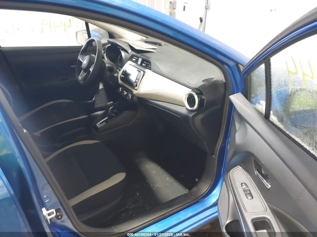 Nissan Versa 2021