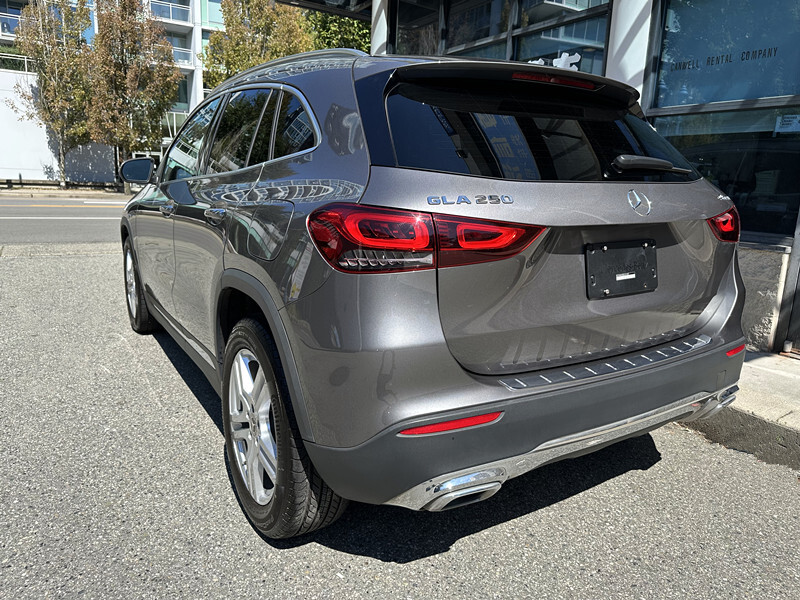 Mercedes-Benz GLA 2021