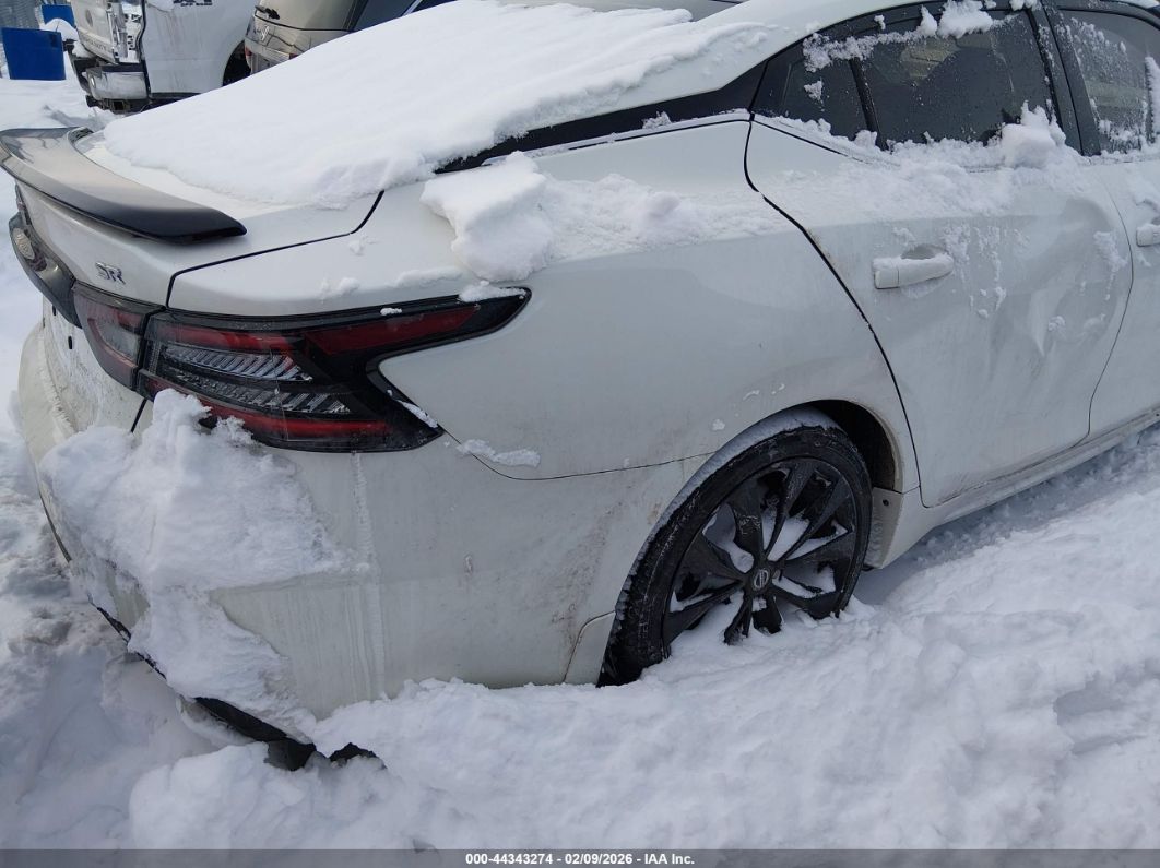 Nissan Maxima 2021