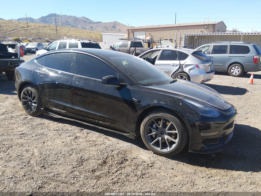 Tesla Model 3 2022