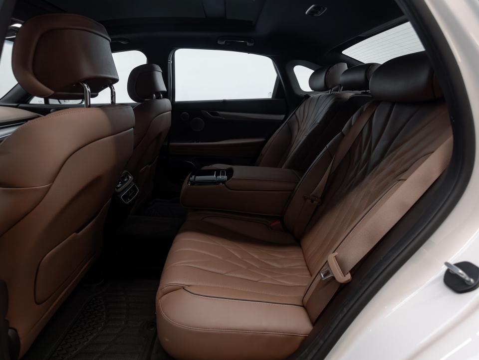 Genesis G80 2023