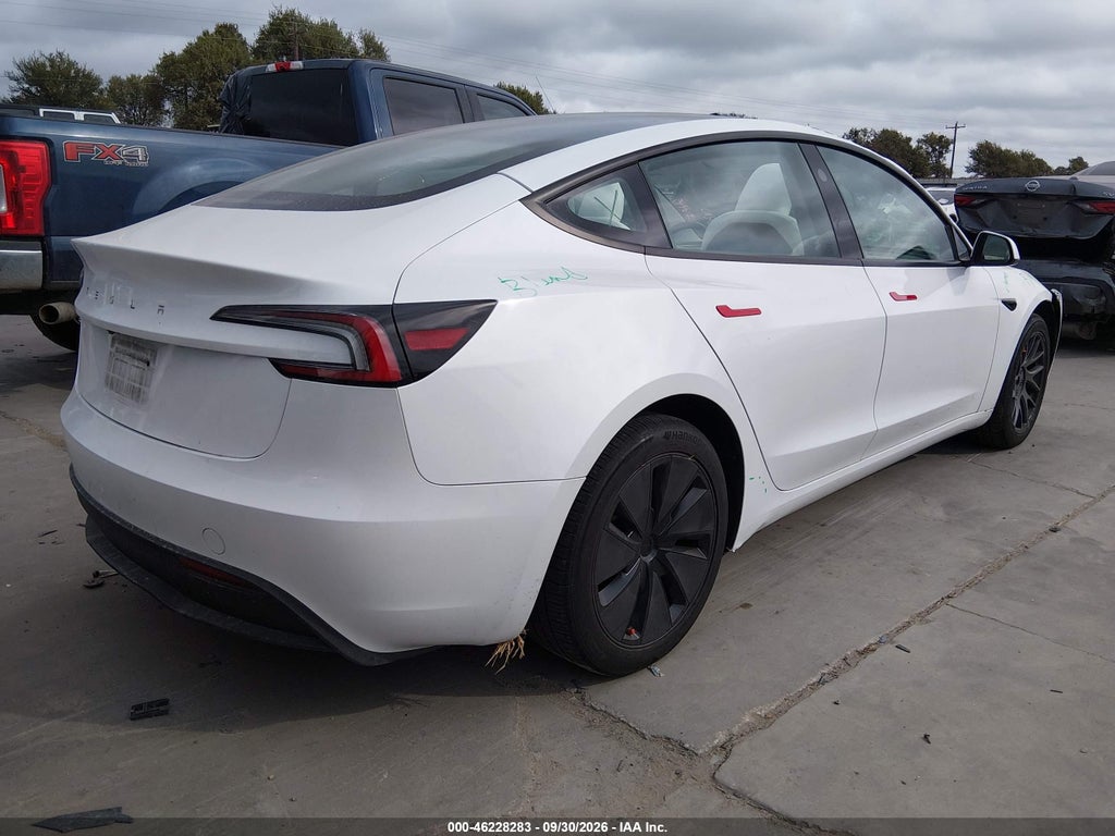 Tesla Model 3 2025