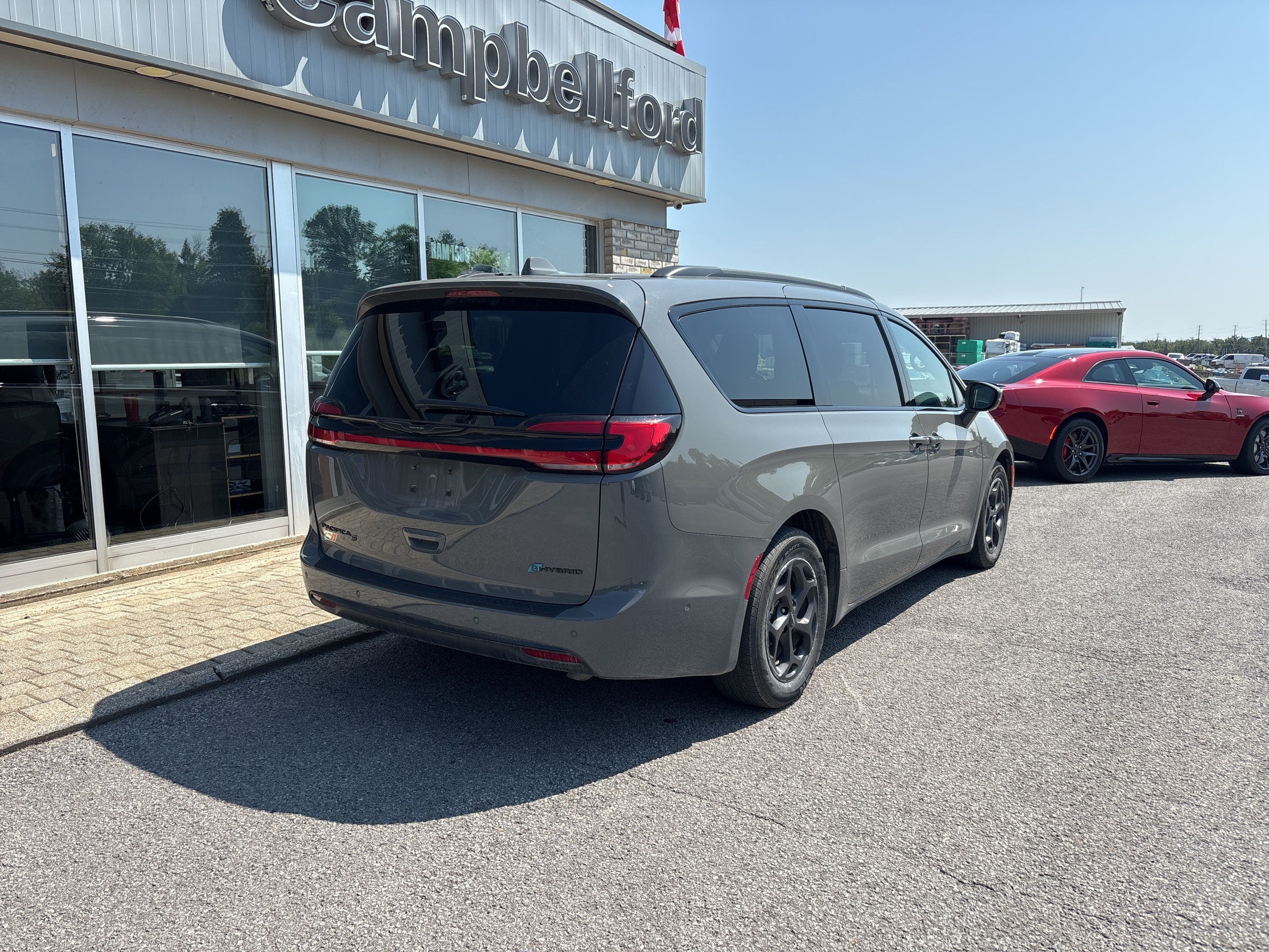 Chrysler Pacifica 2022